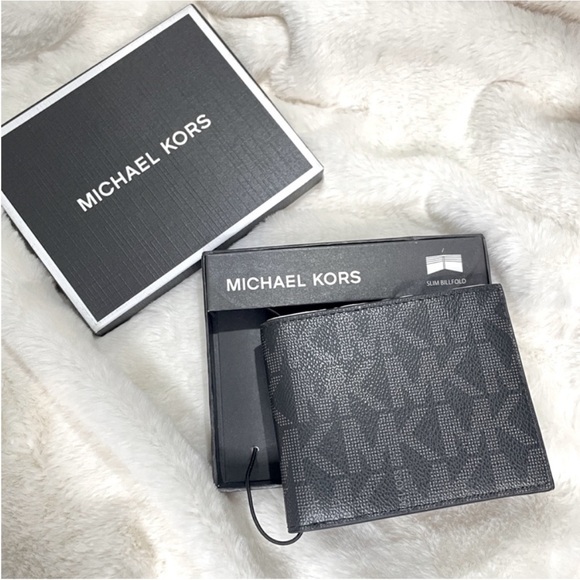 NEW Michael Kors Men’s Wallet Black Logo‎ Slim Billfold - Picture 1 of 4